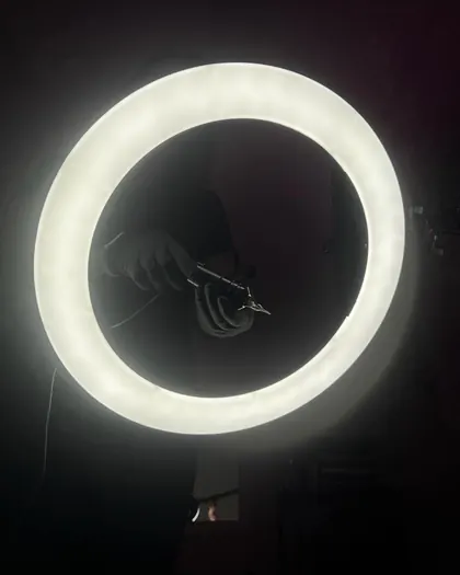 The ring light above the treatment chair